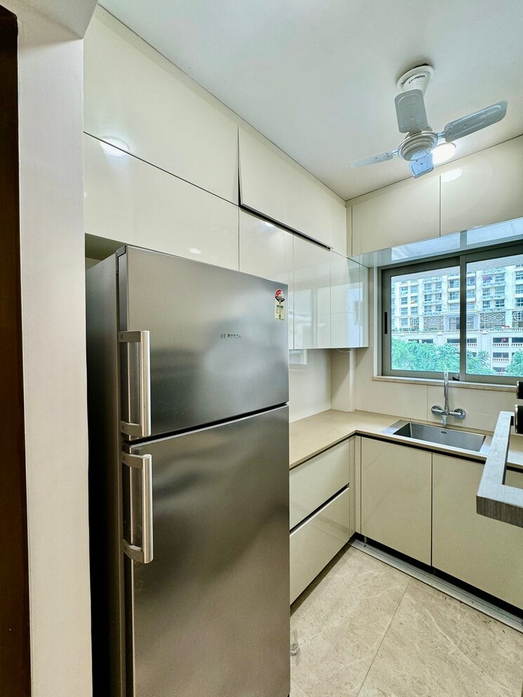 Kitchen, hiranandani-regent-hill 1 Bedroom 380 Sq.Ft. Apartment In Powai Mumbai 7310021