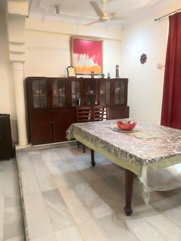 Bedroom in 3.5 BHK Apartment at Metropark Park View Apartments, Sector 61 – for Sale