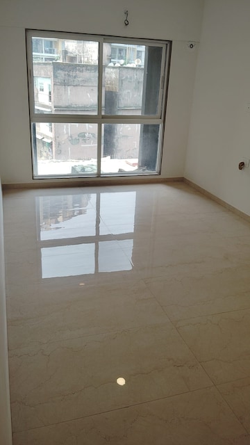 Room in 2 BHK Apartment at Sonam Indradhanush, Kashimira – for Sale