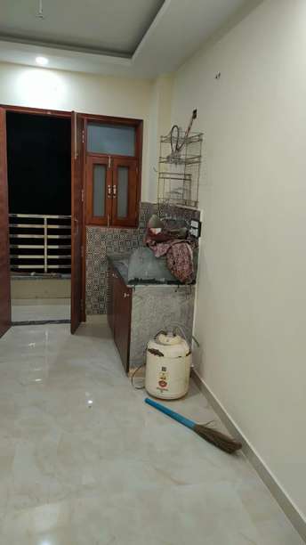 2 BHK Apartment For Rent in Laxmi Nagar Delhi  7310053