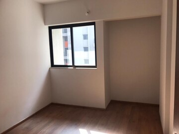 Room in 2.5 BHK Apartment at Lodha Palava City, Dombivli East – for Sale