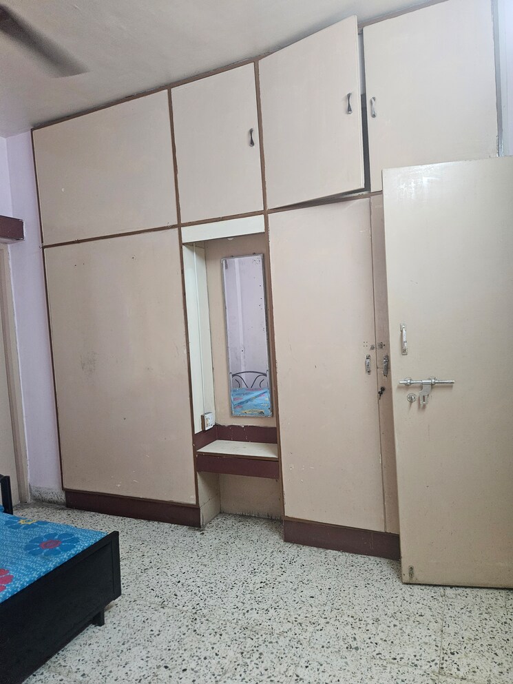 Room, yorkdale-society 2 Bedroom 1000 Sq.Ft. Apartment In Erandwane Pune 7310285