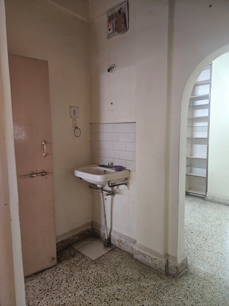 Bathroom, yorkdale-society 2 Bedroom 1000 Sq.Ft. Apartment In Erandwane Pune 7310285