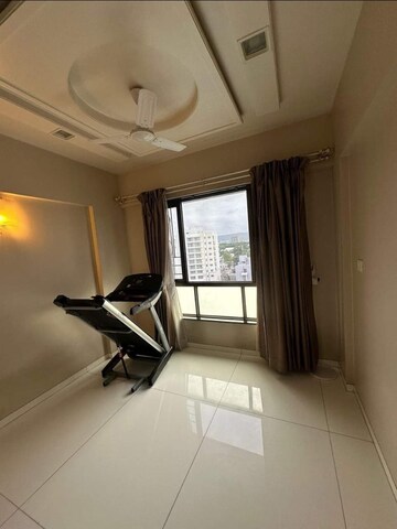 Room in 2.5 BHK Apartment at Konark Indrayu Enclave 2, Kondhwa – for Sale