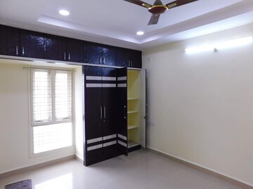Room in 3 BHK Apartment at Chanda Nagar – for Sale