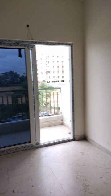 Room in 2 BHK Apartment at Ameenpur – for Sale