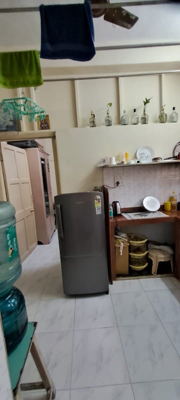 Master Bedroom in 1 BHK Apartment at Kalpak Estate, Wadala – for Rent