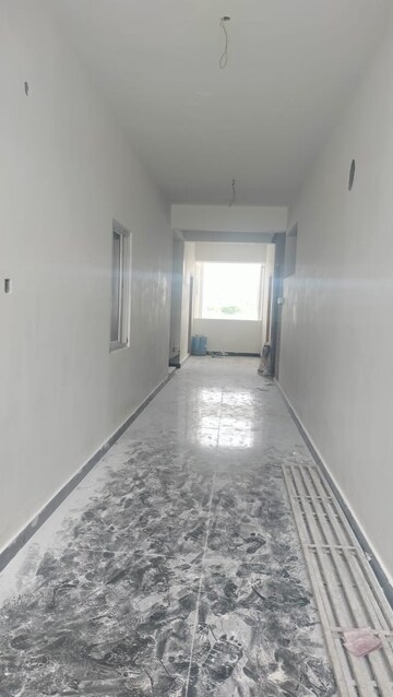 Room in 3 BHK Apartment at Ameenpur – for Sale