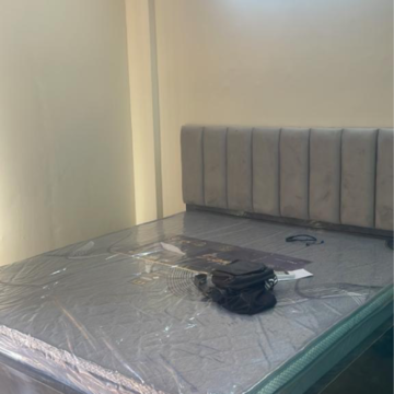 Room in 3.5 BHK Apartment at Signature Global De Luxe DXP, Sector 37d – for Sale