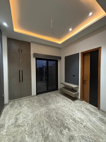 Room in 3 BHK Builder Floor at Kirti Nagar – for Sale