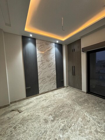 Room in 3 BHK Builder Floor at Kirti Nagar – for Sale