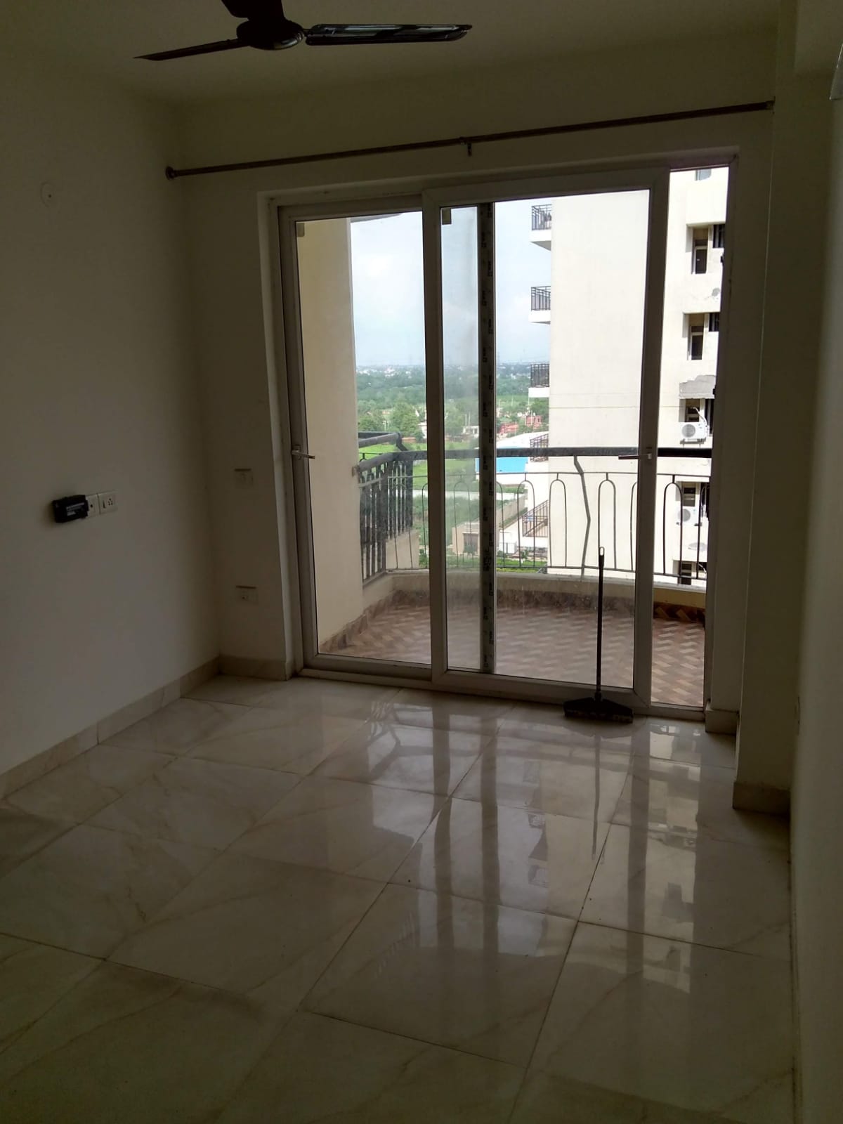 2 BHK Apartment For Rent in Ansal Royal Heritage Sector 70 Faridabad  7311350