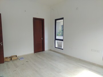 Room in 3 BHK Apartment at Poulomi Avante, Kokapet – for Sale