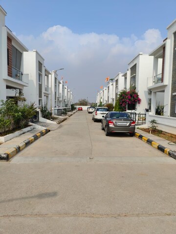 Parking in 3 BHK Villa at Tripura Landmark IV, Bowrampet – for Sale
