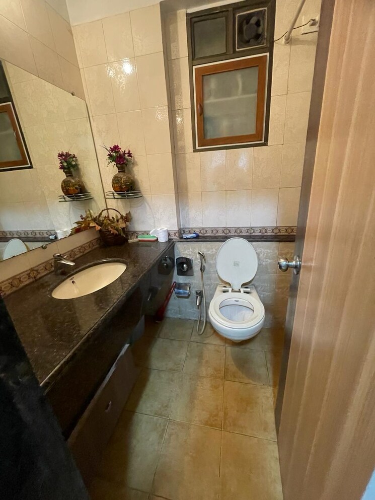 Bathroom, dosti-lotus 2 Bedroom 600 Sq.Ft. Apartment In Wadala Mumbai 7311703