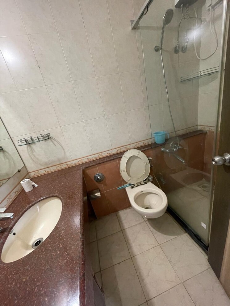Bathroom, dosti-lotus 2 Bedroom 600 Sq.Ft. Apartment In Wadala Mumbai 7311703