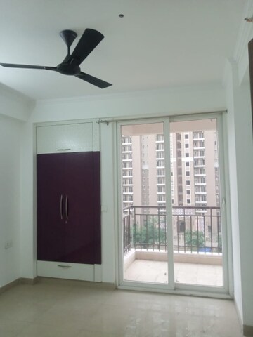 Room in 2 BHK Apartment at Supertech Ecovillage II, Sector 16b Greater Noida – for Sale