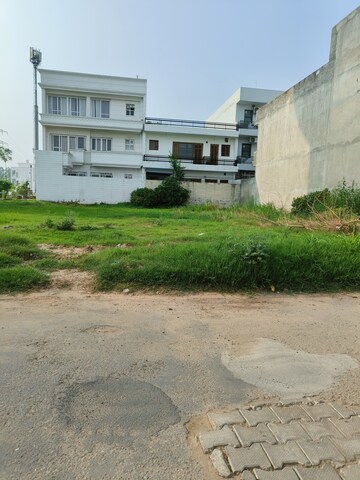  Plot For Sale in Sector 98
