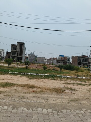  Plot For Sale in Sector 114