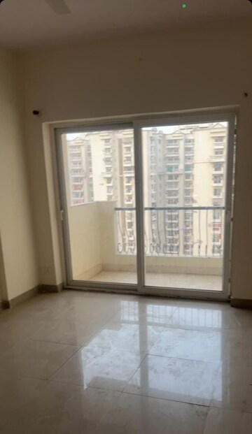 Room in 2 BHK Apartment at Supertech Ecovillage II, Sector 16b Greater Noida – for Sale