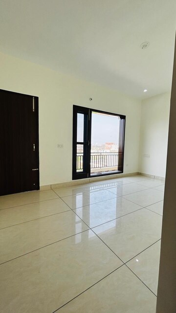 Room in 3 BHK Apartment at Sector 117 – for Sale