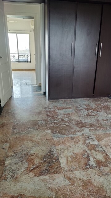 Room in 3 BHK Apartment at Hiranandani Gardens Eldora, Powai – for Sale