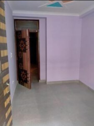 Room in 2 BHK Builder Floor at Pul Pehlad Pur – for Sale