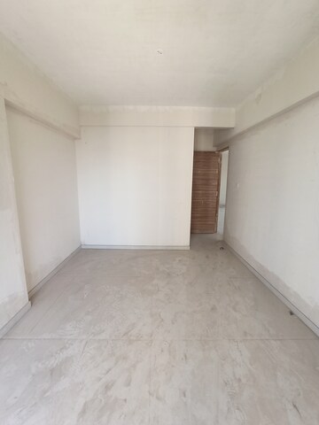 Room in 2 BHK Apartment at Kamla Prasanna Jeevan, Borivali West – for Sale