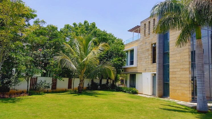 Garden, prestige-golfshire 4 Bedroom 9500 Sq.Ft. Villa In Nandi Hills Bangalore 7312755