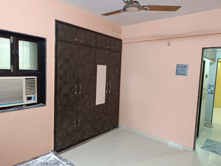 Room, bhakti-society 1 Bedroom 555 Sq.Ft. Apartment In Kalwa Thane 7312833