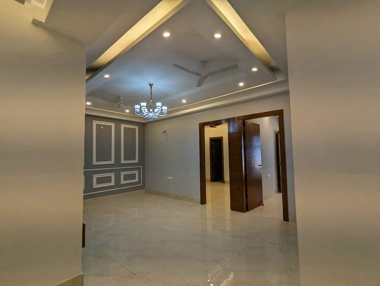 Room, green fields colony 3 Bedroom 1920 Sq.Ft. Builder Floor In Green Fields Colony Faridabad 7313179