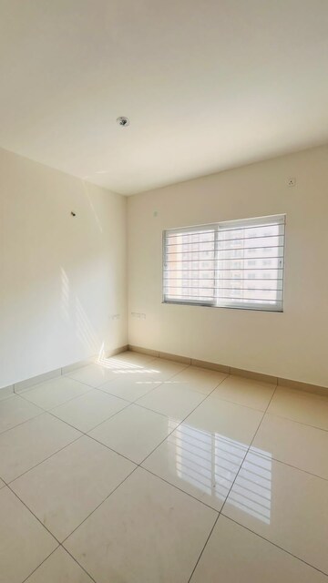Room in 3 BHK Apartment at Provident Park Square, Kanakapura Road – for Sale