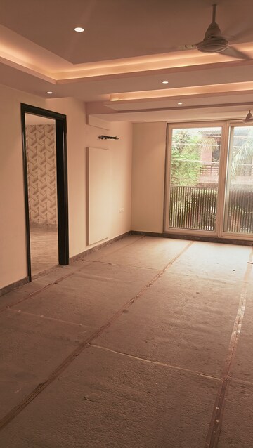 Room in 4 BHK Builder Floor at Palam Vihar Residents Association, Palam Vihar – for Sale