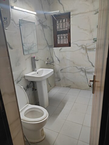 Bathroom in 1 BHK Apartment at Vasant Kunj – for Sale