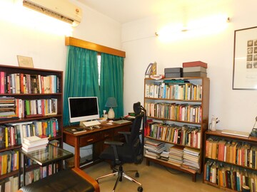 Living Room in 1 BHK Apartment at Vasant Kunj – for Sale