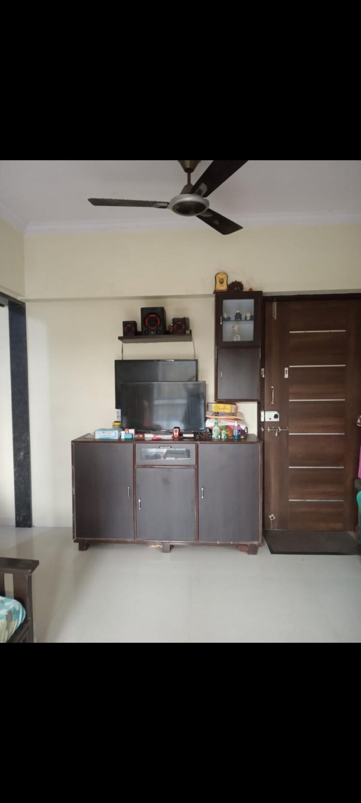 Living Room, saraswati-apartment-jambli-naka 1 Bedroom 300 Sq.Ft. Apartment In Uthalsar Thane 7313543