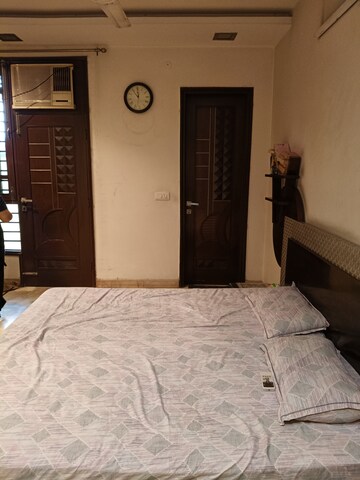 Bedroom in 4 BHK Builder Floor at Anand Vihar – for Sale