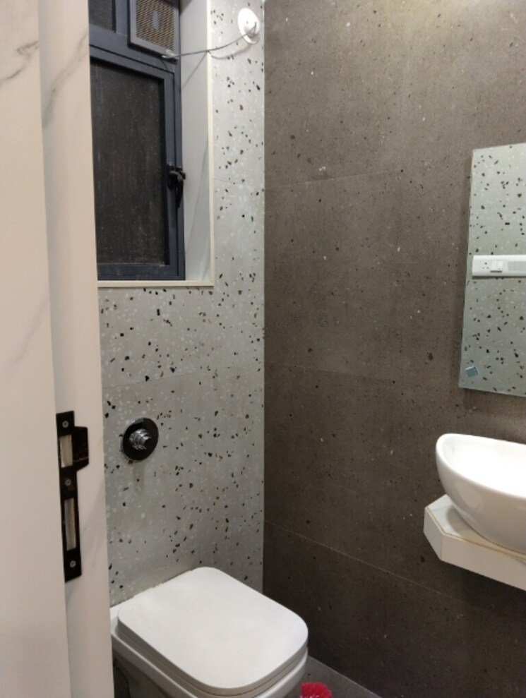 Bathroom, gurukrupa-sharanam 2 Bedroom 570 Sq.Ft. Apartment In Dahisar East Mumbai 7313713