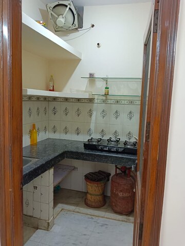 1 BHK Builder Floor For Rent in Lajpat Nagar