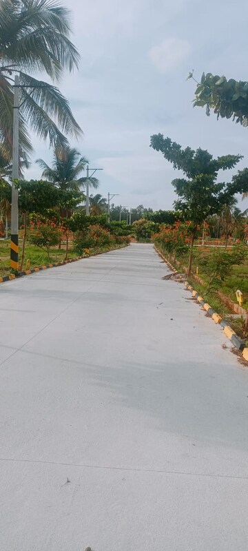  Plot – Garden View at Bagalur rd - for Sale