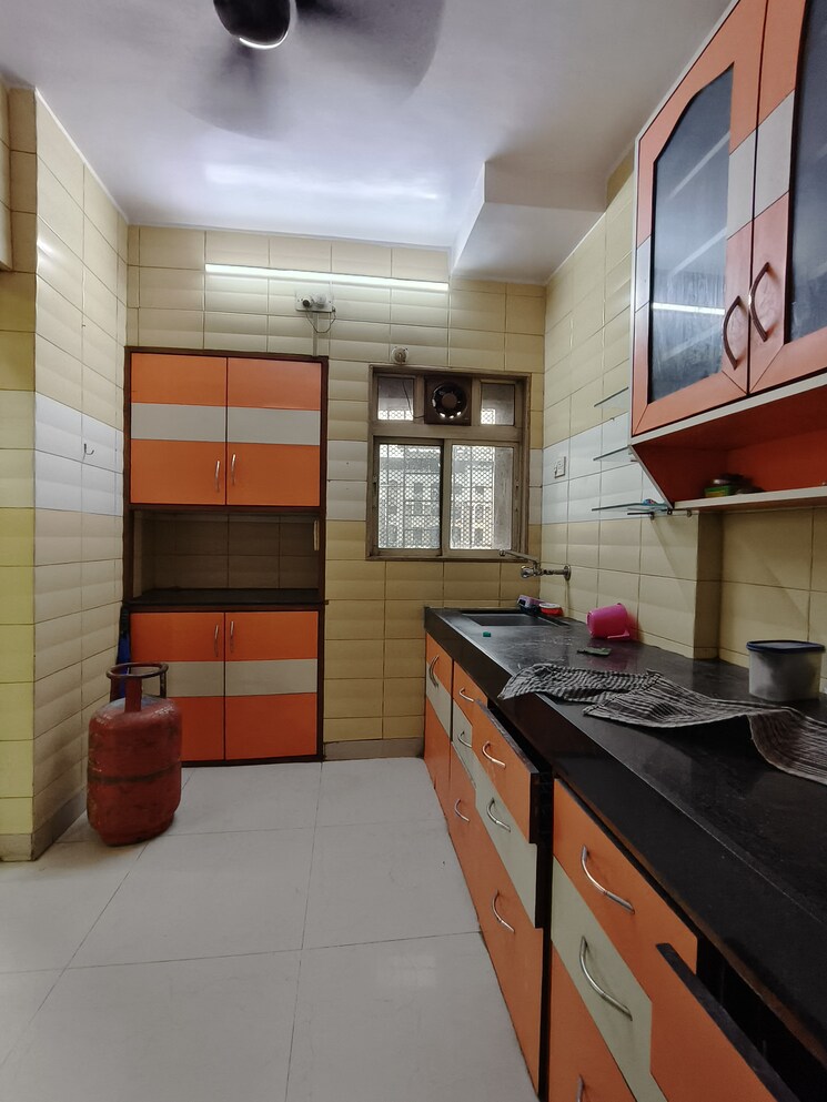 Kitchen, dosti-group-maitri-vatika 2 Bedroom 950 Sq.Ft. Apartment In Kalwa Thane 7313869