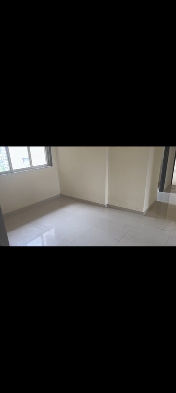 Room in 2 BHK Apartment at Trident Ozone Platinum Heights, Bhandup West – for Sale