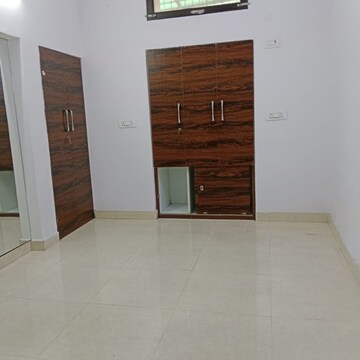 Room in 3 BHK Apartment at Palam Extension – for Sale