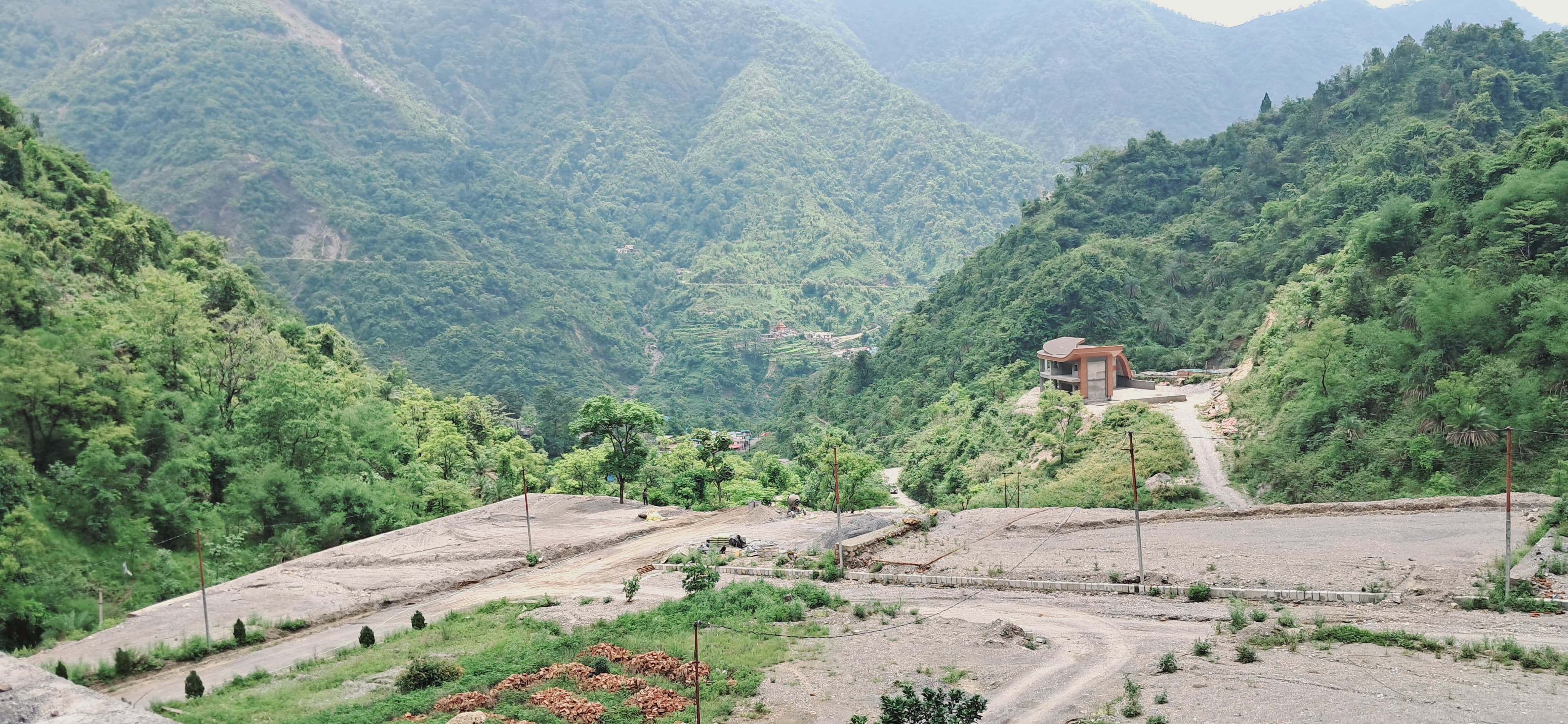 रेसिडेंशियल प्लॉट वर्ग यार्ड फॉर रीसेल इन सहस्त्रधारा देहरादून  7314286