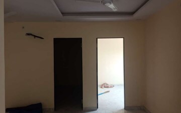 2 BHK Builder Floor For Sale in Sunworld City Plots, Sector 26