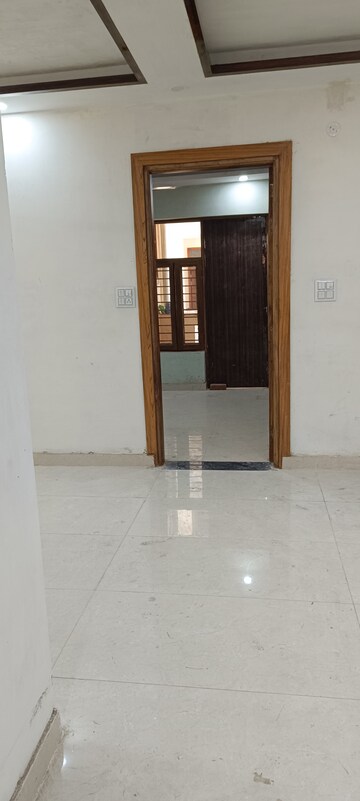 Room in 2 BHK Apartment at Srs Pearl Floors, Sector 88 – for Sale
