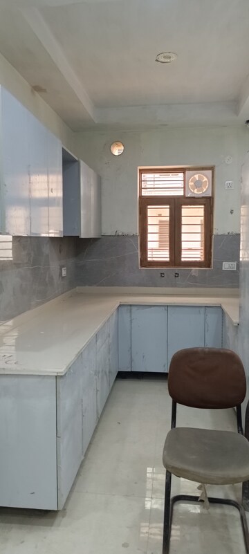 Kitchen in 2 BHK Apartment at Srs Pearl Floors, Sector 88 – for Sale