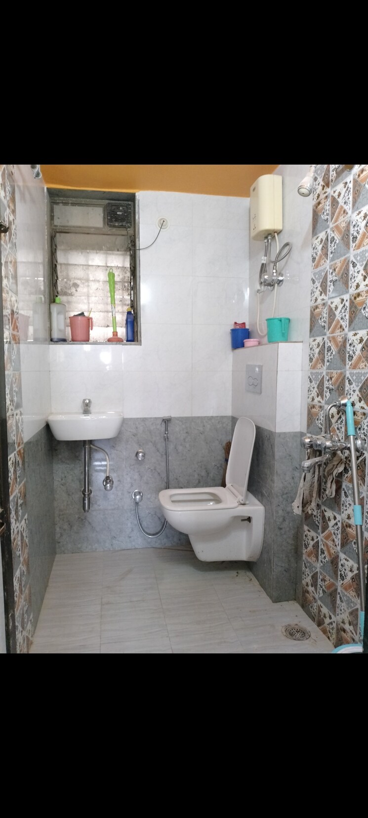 Bathroom, yash-paradise-dhokali 1 Bedroom 432 Sq.Ft. Apartment In Dhokali Thane 7314498