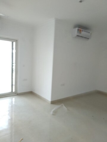 Room in 3.5 BHK Apartment at ATS Triumph, Sector 104 – for Sale