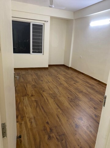 Room in 3 BHK Apartment at Sector 110 – for Sale